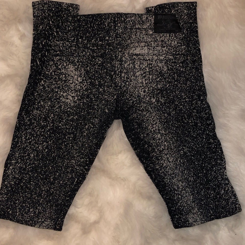 Authentic True Religion skinny jeans (Size 25)